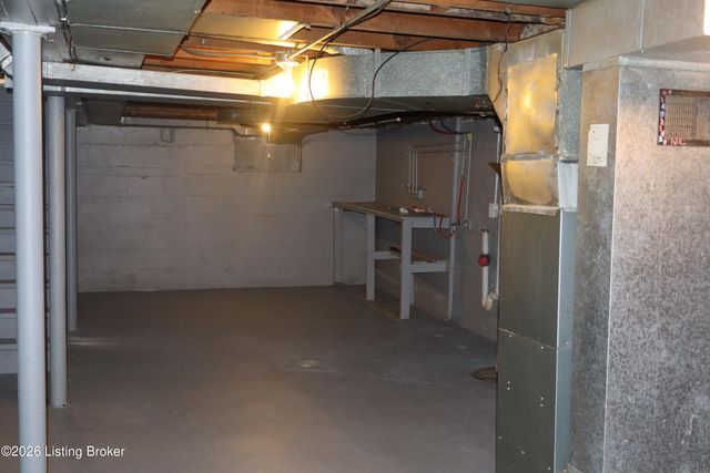 4329 S 3rd St, Louisville, KY 40214