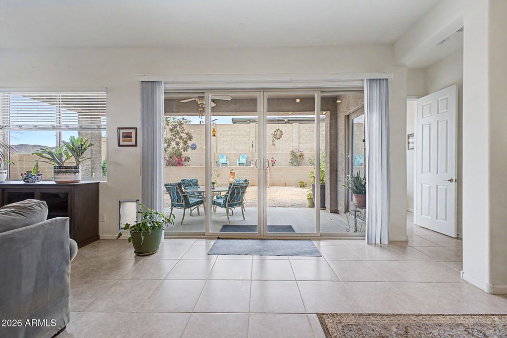 Image 11 of property listing at 21294 W YALE Street, Buckeye, AZ 85396