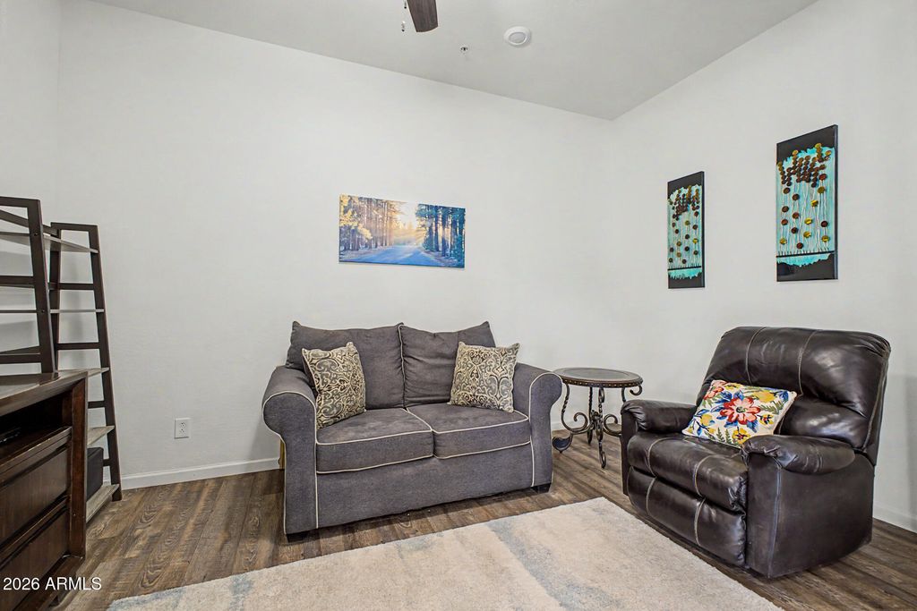 Image 7 of property listing at 21294 W YALE Street, Buckeye, AZ 85396