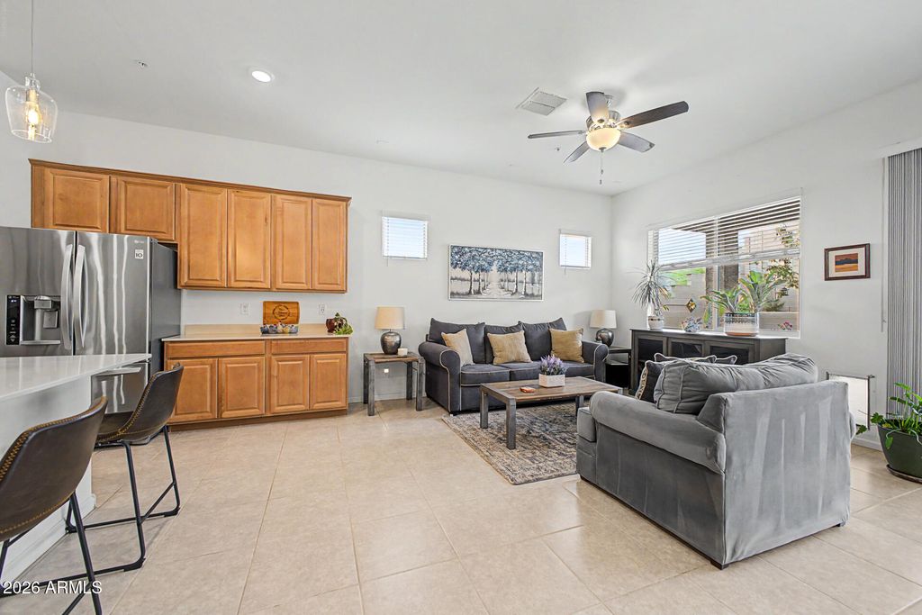 Image 8 of property listing at 21294 W YALE Street, Buckeye, AZ 85396