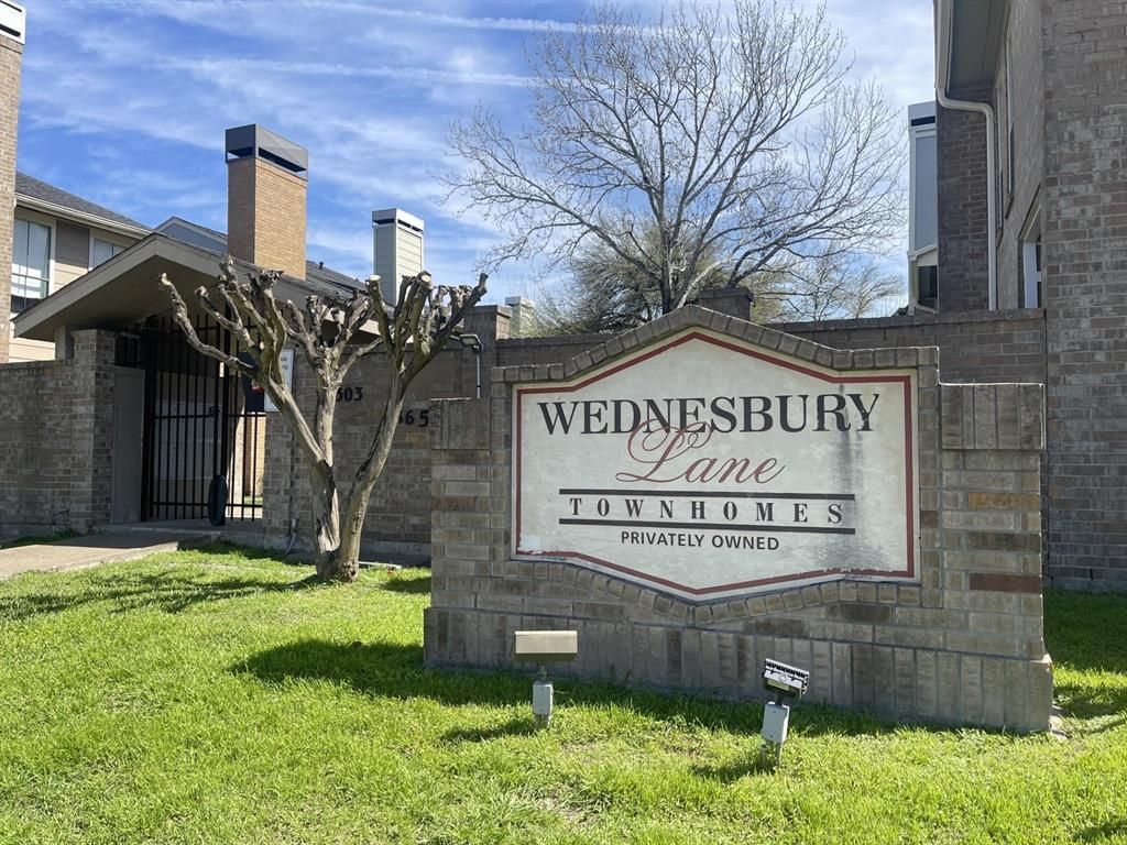 8447 Wednesbury Lane, Houston, TX 77074
