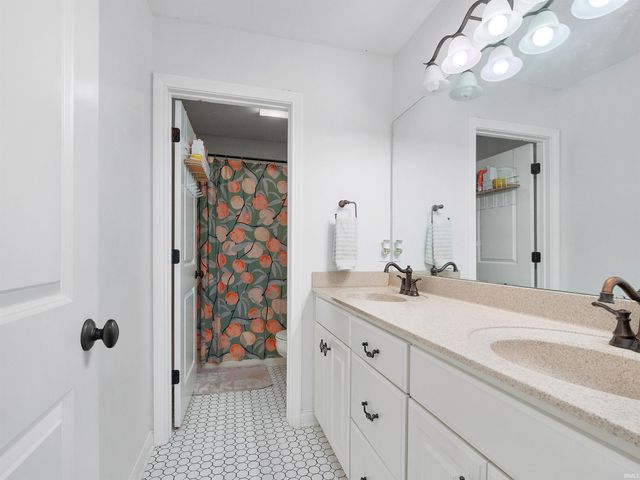 13018 Tuscany Way, Fort Wayne, IN 46845