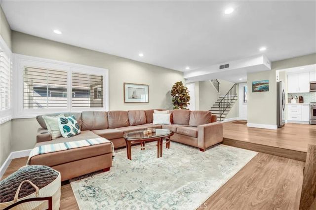 10661 Ritter, Cypress, CA 90630