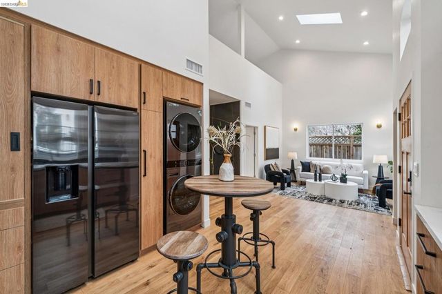 1009 1009 Everett, El Cerrito, CA 94530