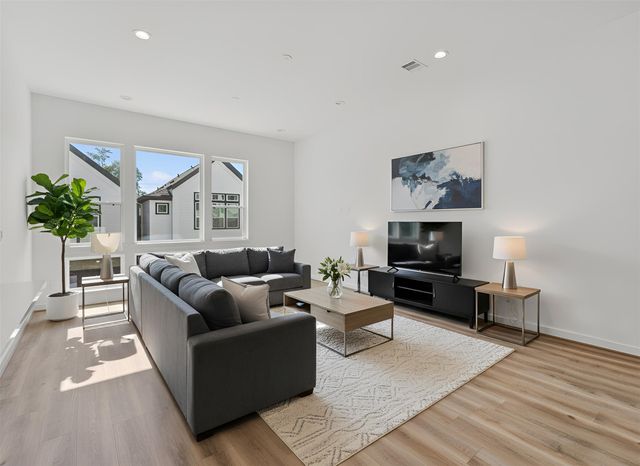 1218 Highland Row Lane, Houston, TX 77091