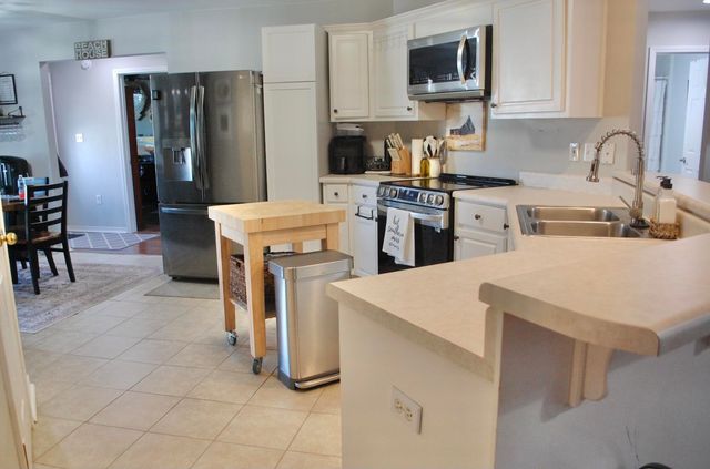 2602 Hidden Estates Circle, Gulf Breeze, FL 32566