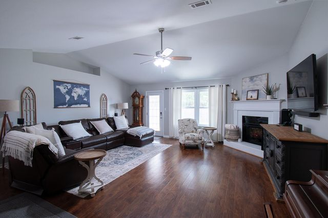 2602 Hidden Estates Circle, Gulf Breeze, FL 32566