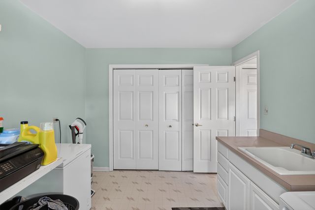 1692 185th Street, Lansing, IL 60438