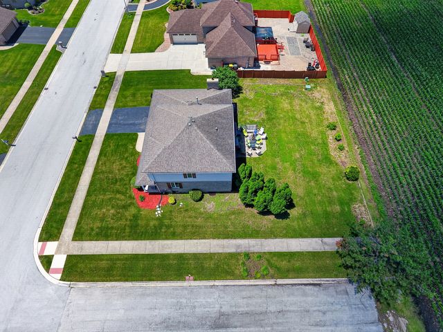 1692 185th Street, Lansing, IL 60438