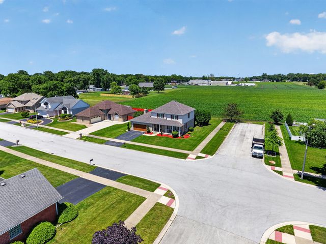 1692 185th Street, Lansing, IL 60438