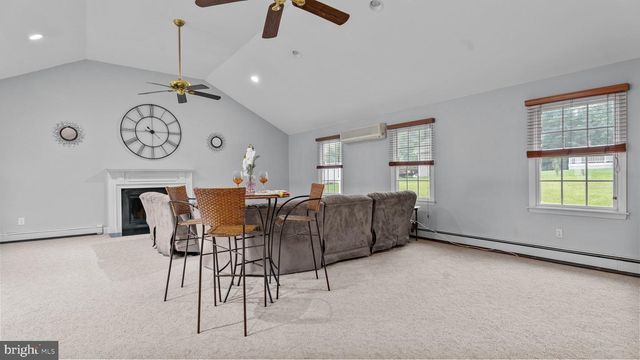 6 CORTLANDT AVE, Titusville, NJ 08560