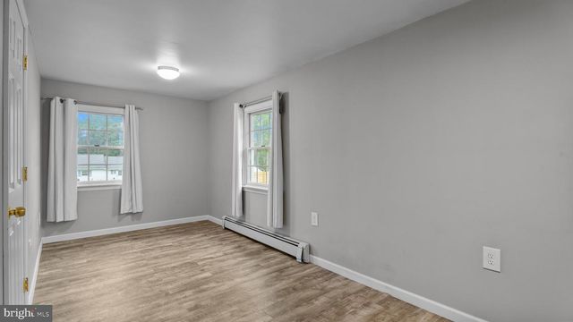 6 CORTLANDT AVE, Titusville, NJ 08560