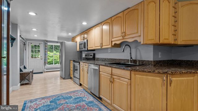 6 CORTLANDT AVE, Titusville, NJ 08560