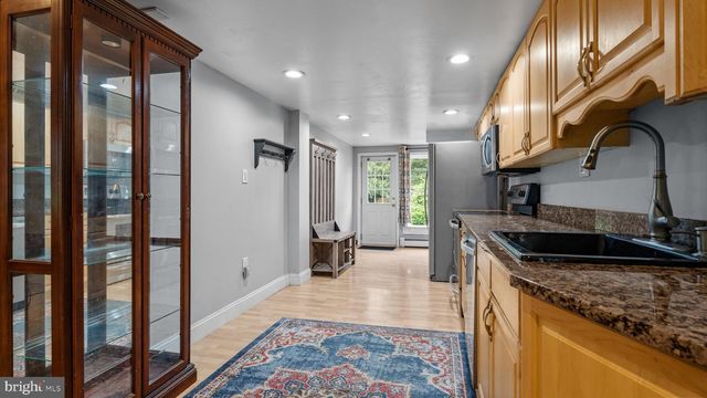 6 CORTLANDT AVE, Titusville, NJ 08560