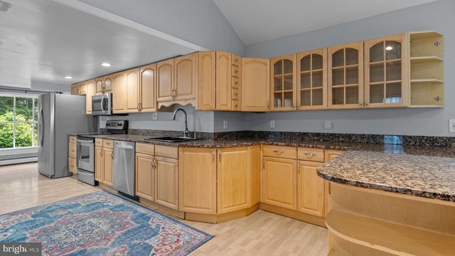 6 CORTLANDT AVE, Titusville, NJ 08560