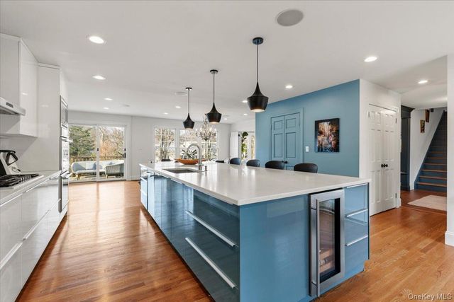 8 Douglas Circle, Rye, NY 10580