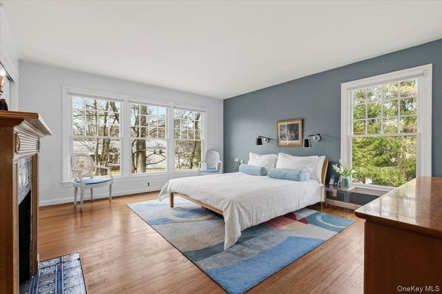 8 Douglas Circle, Rye, NY 10580