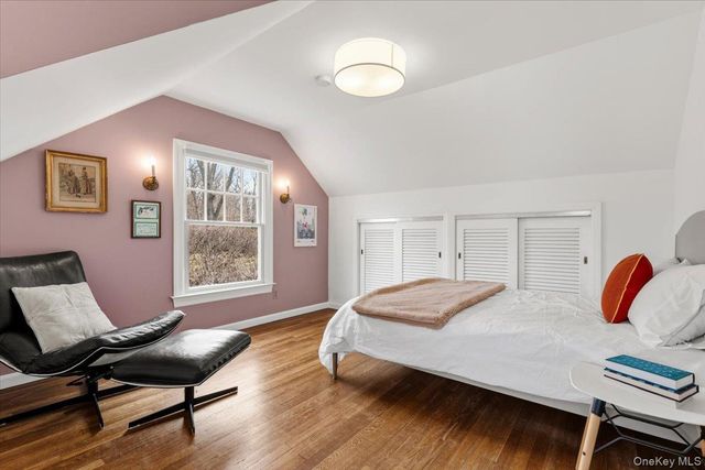 8 Douglas Circle, Rye, NY 10580