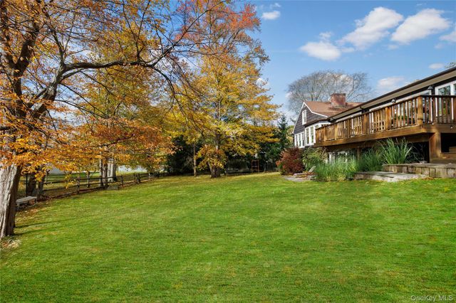 8 Douglas Circle, Rye, NY 10580