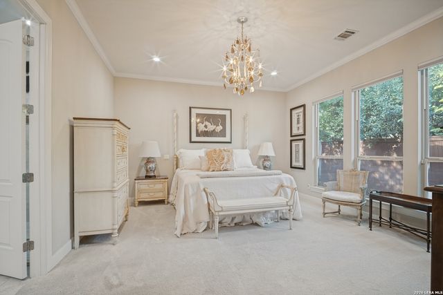 321 E SUNSET RD, San Antonio, TX 78209