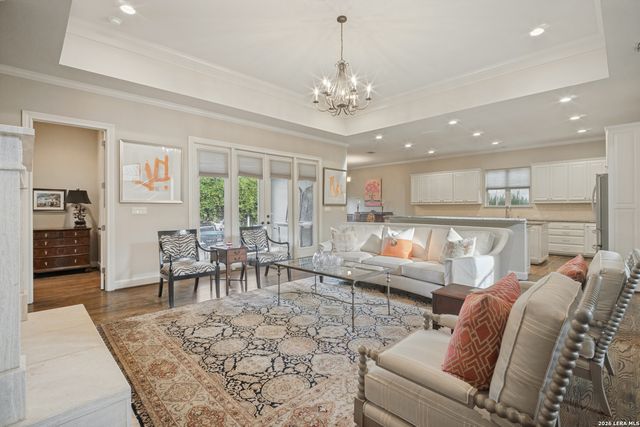 321 E SUNSET RD, San Antonio, TX 78209