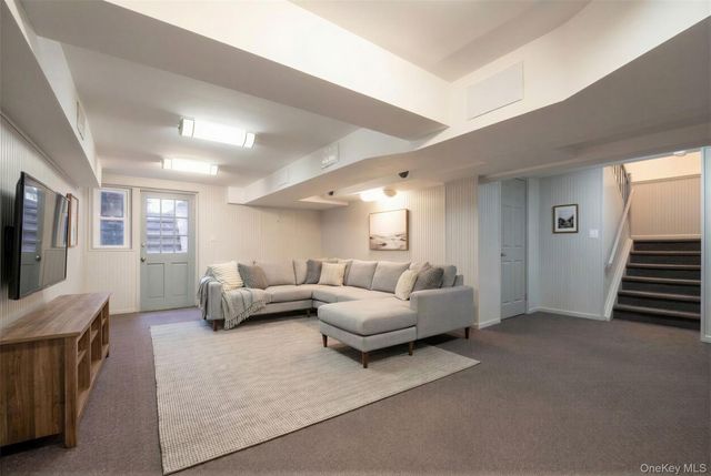 180 Wilmot Road, New Rochelle, NY 10804
