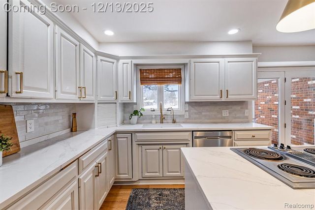 5348 Mccandlish Road, Grand Blanc, MI 48439