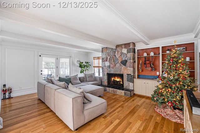 5348 Mccandlish Road, Grand Blanc, MI 48439