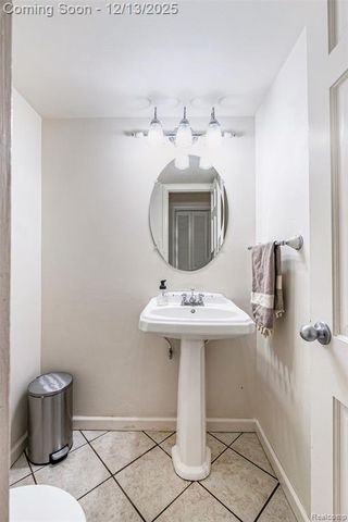 5348 Mccandlish Road, Grand Blanc, MI 48439