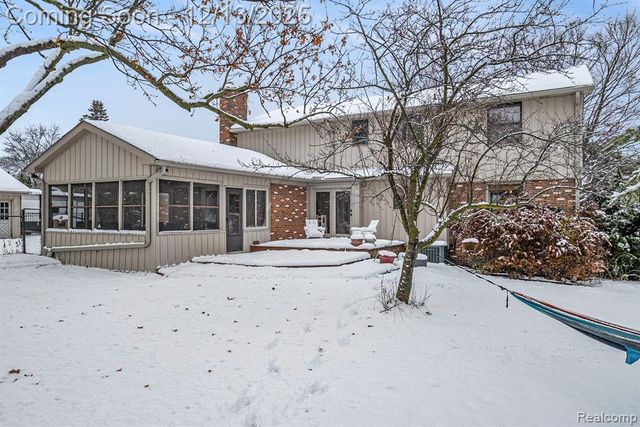 5348 Mccandlish Road, Grand Blanc, MI 48439