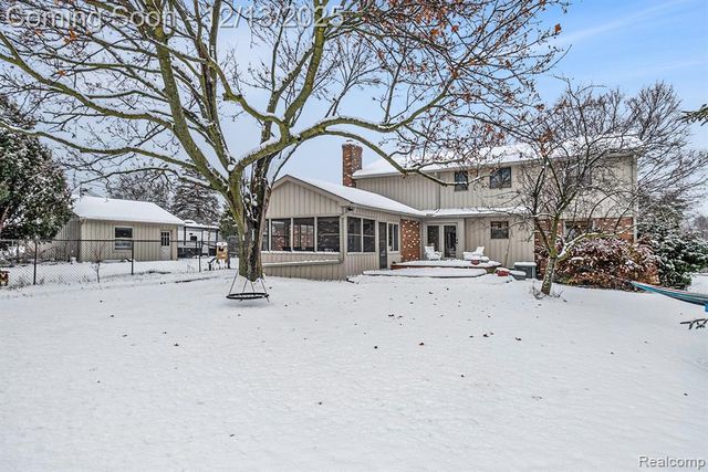 5348 Mccandlish Road, Grand Blanc, MI 48439