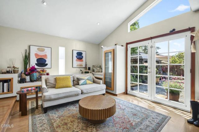 4021 Liberty Avenue North, Glendale, CA 91214
