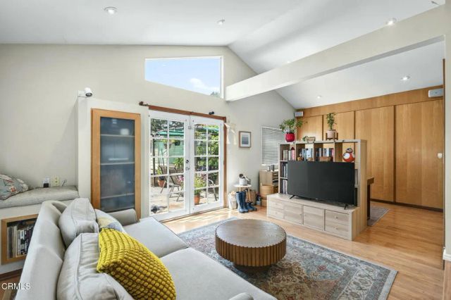 4021 Liberty Avenue North, Glendale, CA 91214