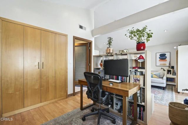 4021 Liberty Avenue North, Glendale, CA 91214