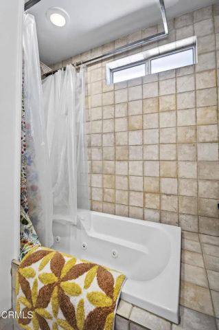 4021 Liberty Avenue North, Glendale, CA 91214