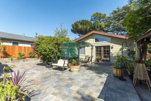 4021 Liberty Avenue North, Glendale, CA 91214