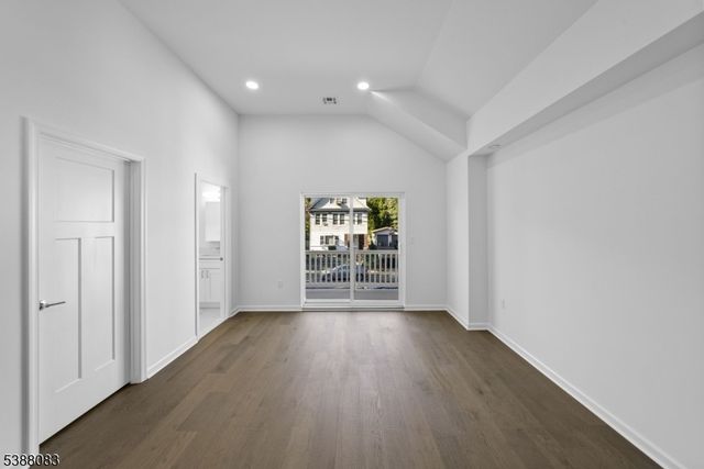 410 Morris Pl, Roselle Boro, NJ 07203