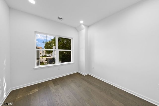 410 Morris Pl, Roselle Boro, NJ 07203