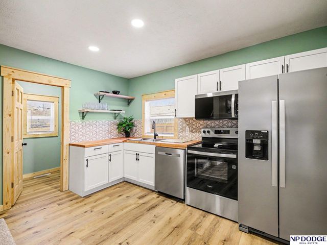 2806 Mormon Street, Omaha, NE 68112