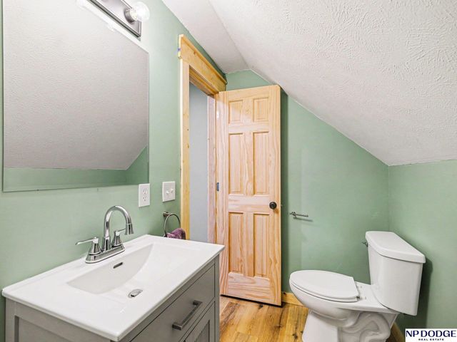 2806 Mormon Street, Omaha, NE 68112