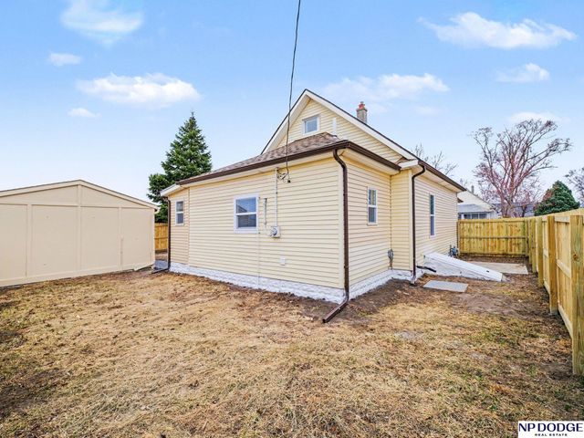 2806 Mormon Street, Omaha, NE 68112