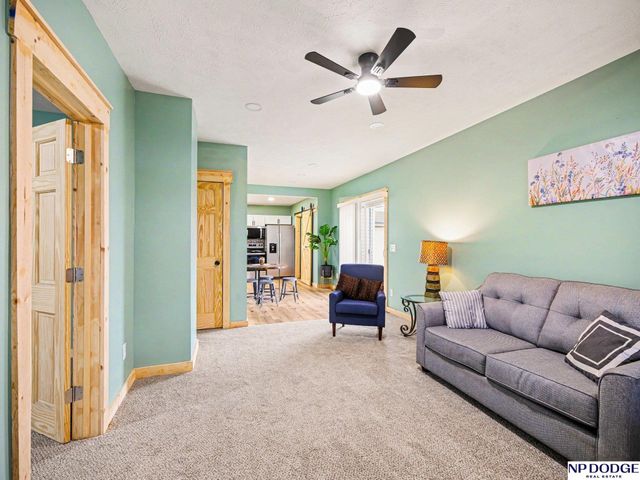 2806 Mormon Street, Omaha, NE 68112