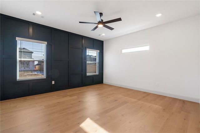 1231 Mammoth Street, Bentonville, AR 72713