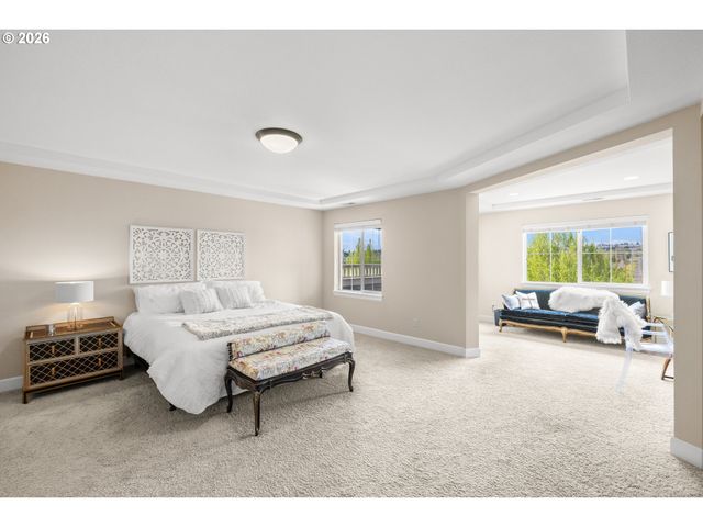 4707 SUMMER RUN Dr, West Linn, OR 97068