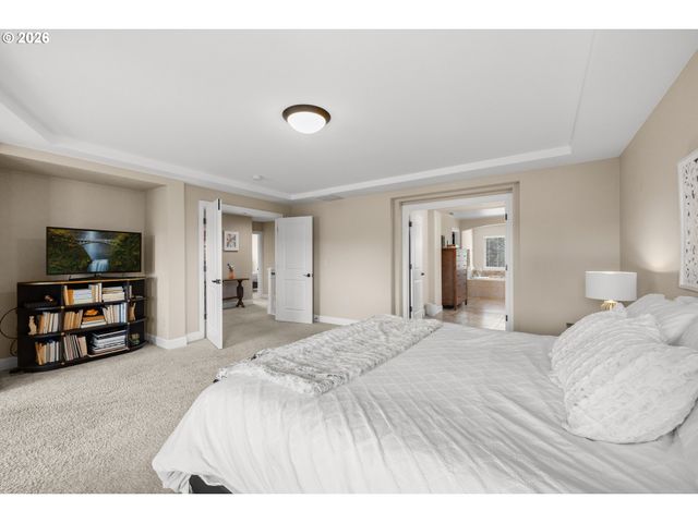 4707 SUMMER RUN Dr, West Linn, OR 97068