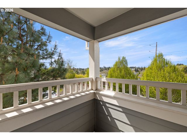 4707 SUMMER RUN Dr, West Linn, OR 97068