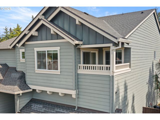 4707 SUMMER RUN Dr, West Linn, OR 97068