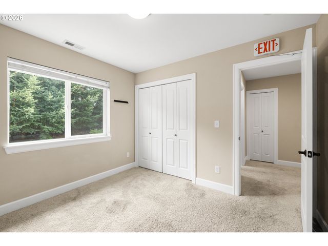 4707 SUMMER RUN Dr, West Linn, OR 97068