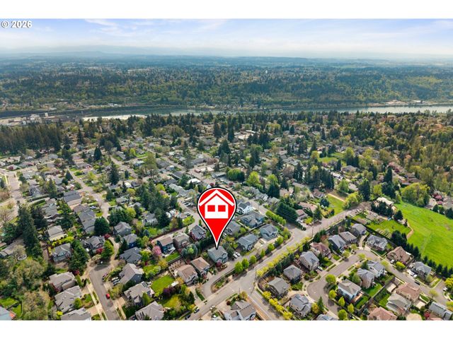 4707 SUMMER RUN Dr, West Linn, OR 97068