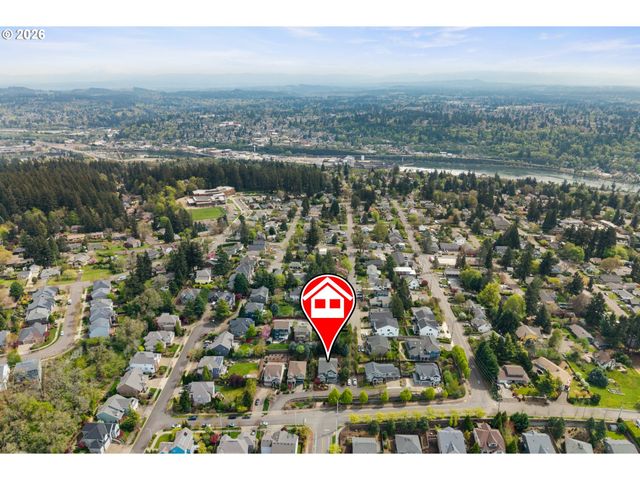 4707 SUMMER RUN Dr, West Linn, OR 97068